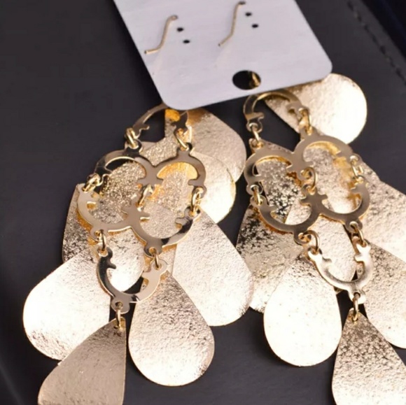 💛💛Ear Rings 💛💛 - Picture 3 of 4